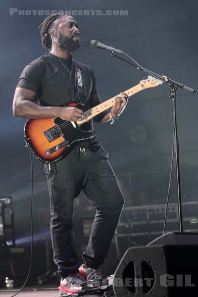 BLOC PARTY - 2016-06-24 - PARIS - Hippodrome de Longchamp - Dome - Rowland Kelechukwu Okereke